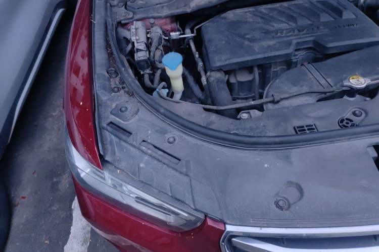 Used Haval H4 2018 Red-Label 1.5 GDIT DCT Fashion Edition Engine Bay Right