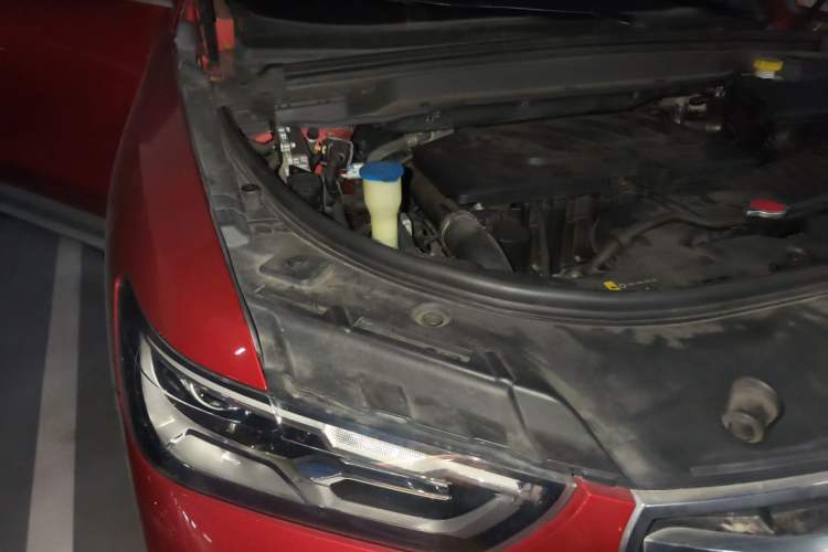 Used Haval H4 2018 Red-Label 1.5 GDIT DCT Fashion Edition Engine Bay Right