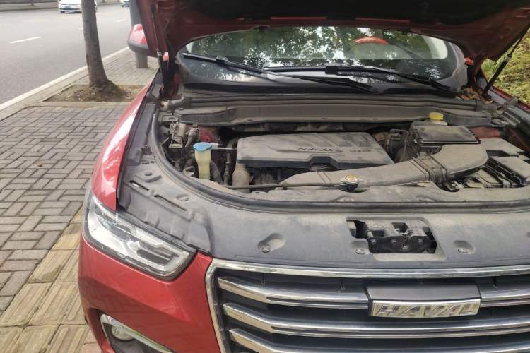 Used Haval H4 2018 Red-Label 1.5 GDIT DCT Fashion Edition Engine Bay Right