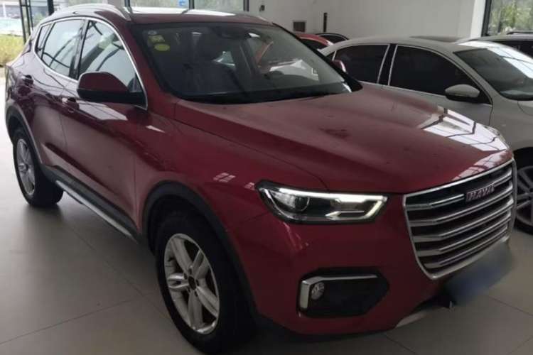 Used Haval H4 2018 Red-Label 1.5 GDIT DCT Fashion Edition Exterior 2