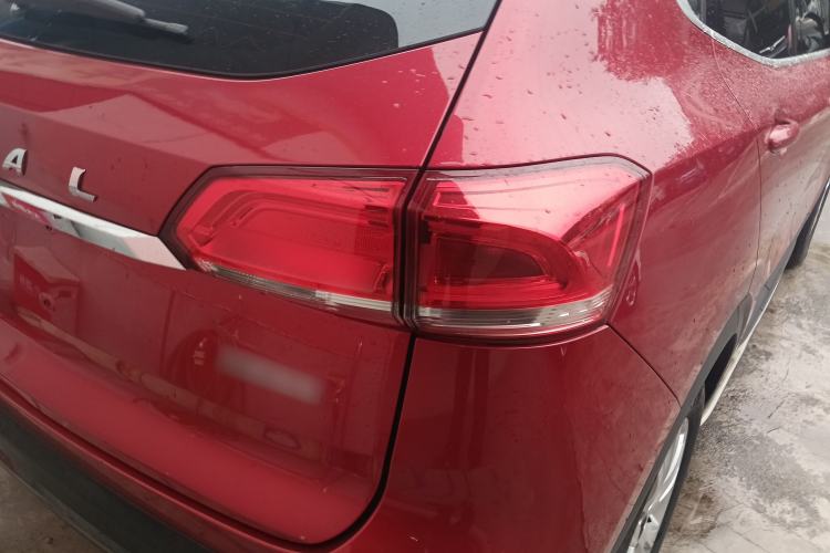 Used Haval H4 2018 Blue Label 1.5 GDIT DCT Fashion Edition Exterior 3