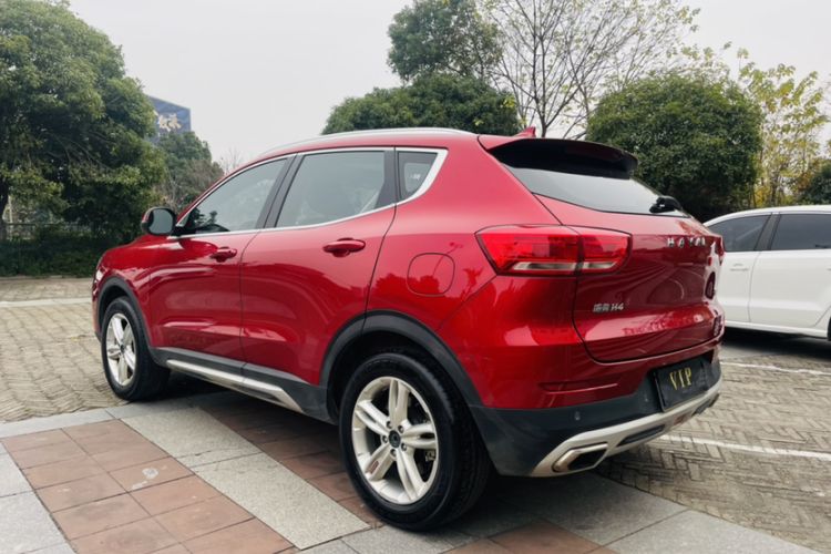 Used Haval H4 2018 Red-Label 1.5 GDIT DCT Fashion Edition Exterior 4