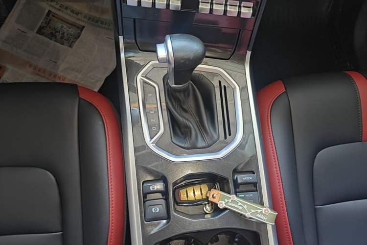 Used Haval H4 2018 Red-Label 1.5 GDIT DCT Fashion Edition Gear Lever