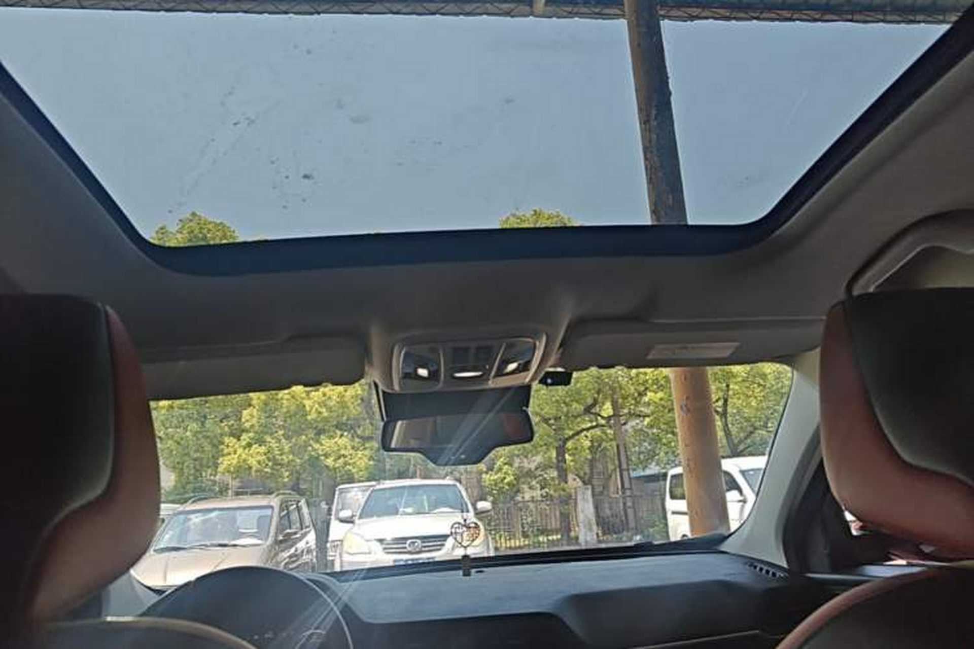 Used Haval H4 2018 Red-Label 1.5 GDIT DCT Fashion Edition Headliner