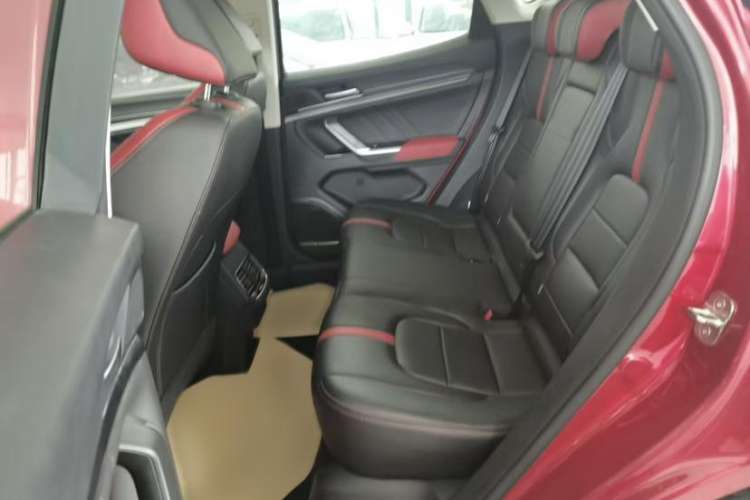 Used Haval H4 2018 Red-Label 1.5 GDIT DCT Fashion Edition Interior 3