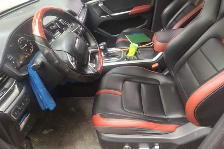 Used Haval H4 2018 Red-Label 1.5 GDIT DCT Fashion Edition Left Front Seat