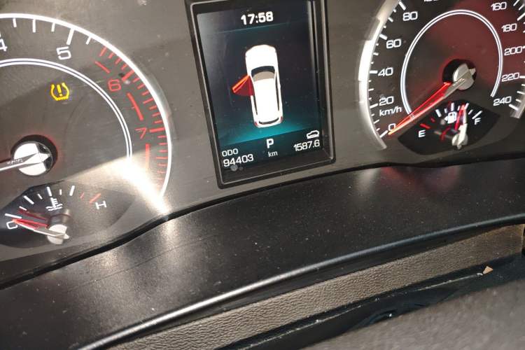 Used Haval H4 2018 Red-Label 1.5 GDIT DCT Fashion Edition Odometer Close Up