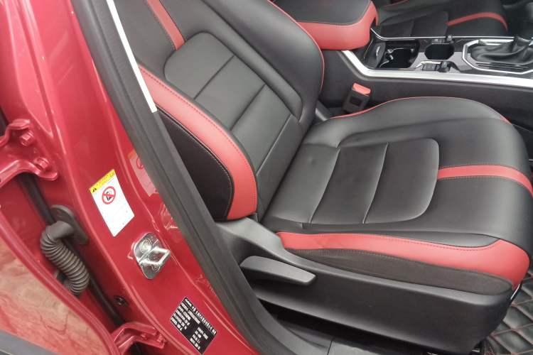 Used Haval H4 2018 Blue Label 1.5 GDIT DCT Fashion Edition Right Front Seat