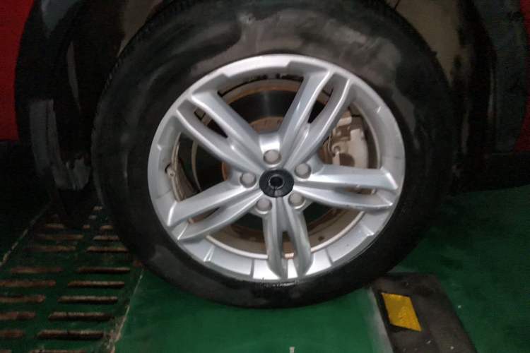 Used Haval H4 2018 Red-Label 1.5 GDIT DCT Fashion Edition Right Front Wheel Hub