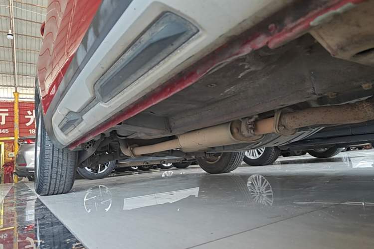 Used Haval H4 2018 Red-Label 1.5 GDIT DCT Fashion Edition Right Side Sill