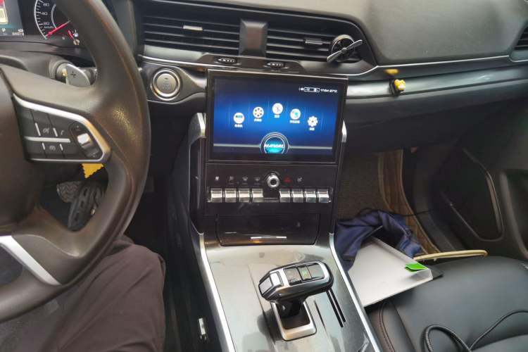 Used Haval H4 2018 Blue Label 1.3 GDIT DCT Fashion Edition Audio And AC Panel