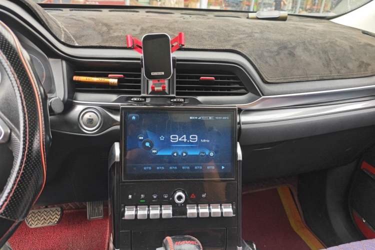 Used Haval H4 2018 Blue Label 1.5 GDIT DCT Fashion Edition Audio And AC Panel