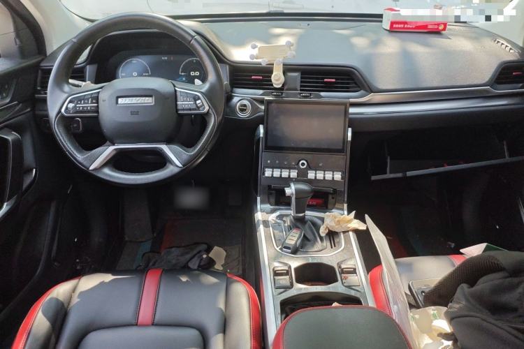 Used Haval H4 2018 Blue Label 1.5 GDIT DCT Fashion Edition Center Console