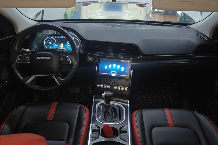 Used Haval H4 2018 Blue Label 1.5 GDIT DCT Fashion Edition Center Console