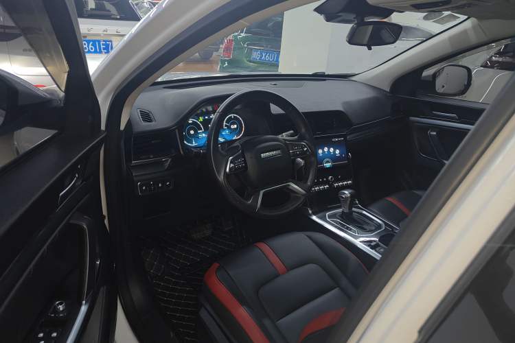 Used Haval H4 2018 Blue Label 1.5 GDIT DCT Fashion Edition Driver Seat