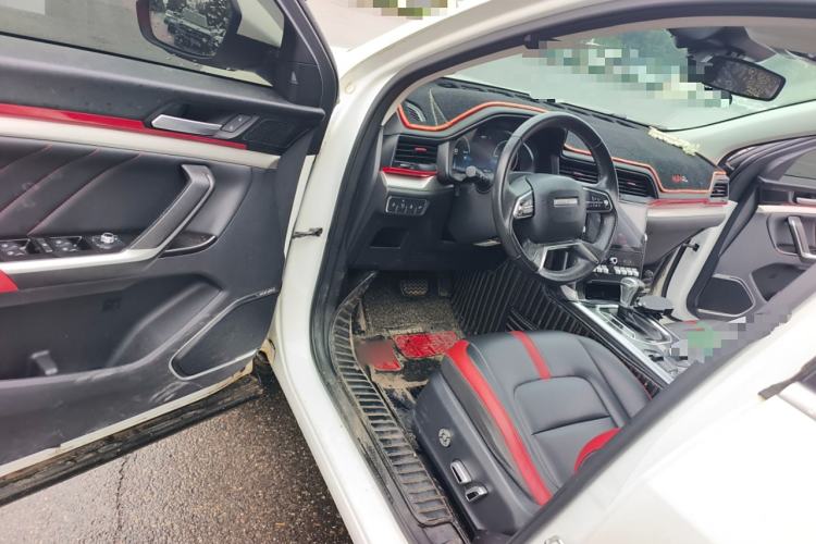 Used Haval H4 2018 Blue Label 1.5 GDIT DCT Fashion Edition Driver Seat