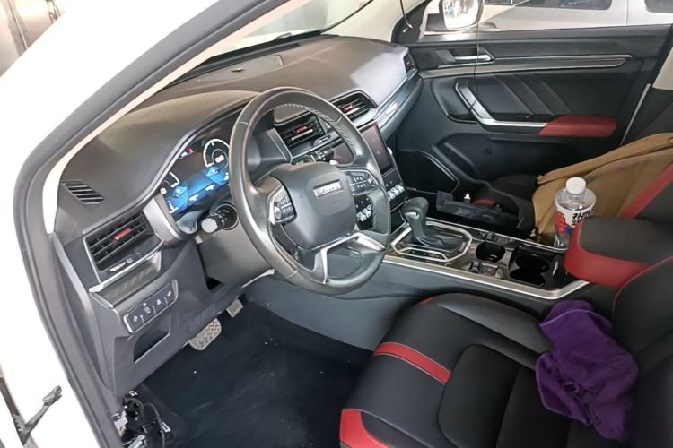 Used Haval H4 2018 Blue Label 1.5 GDIT DCT Fashion Edition Driver Seat