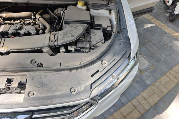 Used Haval H4 2018 Blue Label 1.5 GDIT DCT Fashion Edition Engine Bay Left