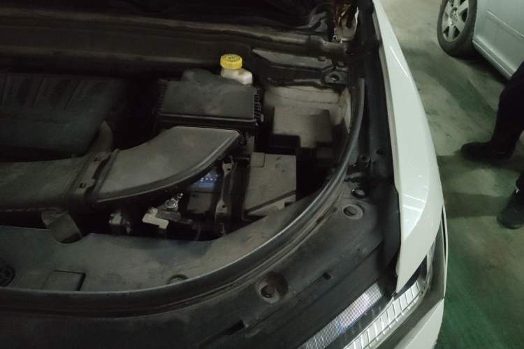 Used Haval H4 2018 Blue Label 1.5 GDIT DCT Fashion Edition Engine Bay Left