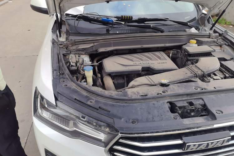 Used Haval H4 2018 Blue Label 1.5 GDIT DCT Fashion Edition Engine Bay Right