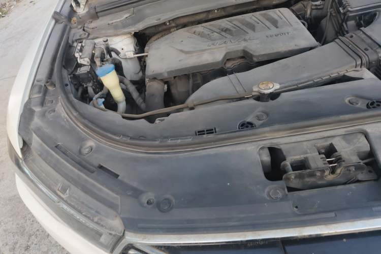 Used Haval H4 2018 Blue Label 1.5 GDIT DCT Fashion Edition Engine Bay Right