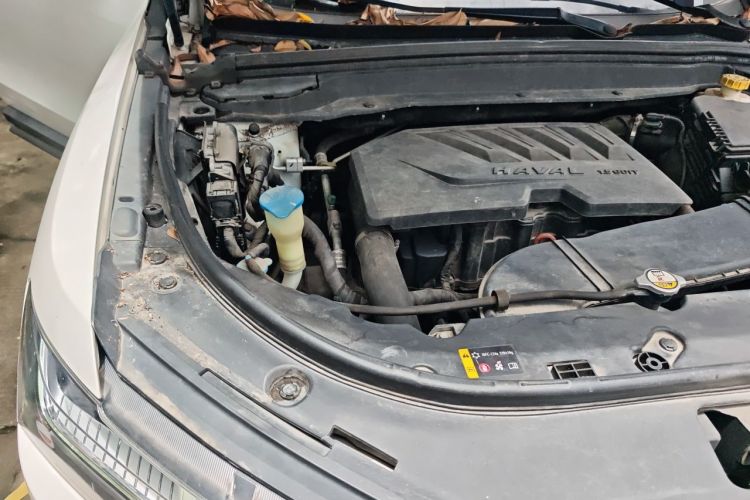 Used Haval H4 2018 Blue Label 1.5 GDIT DCT Fashion Edition Engine Bay Right