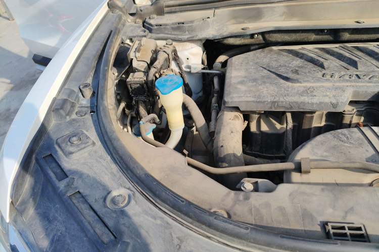 Used Haval H4 2018 Red-Label 1.5 GDIT DCT Fashion Edition Engine Bay Right