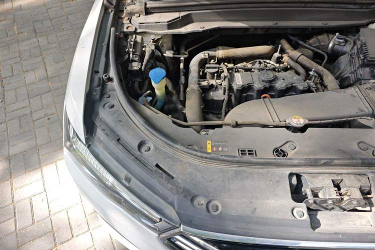 Used Haval H4 2018 Blue Label 1.5 GDIT DCT Fashion Edition Engine Bay Right