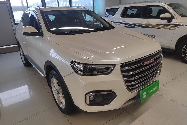 Used Haval H4 2018 Red-Label 1.5 GDIT DCT Fashion Edition Exterior 2