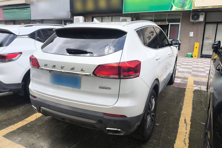 Used Haval H4 2018 Blue Label 1.5 GDIT DCT Fashion Edition Exterior 4