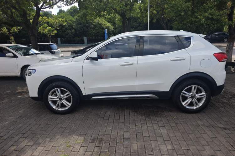 Used Haval H4 2018 Red-Label 1.5 GDIT DCT Fashion Edition Exterior 5