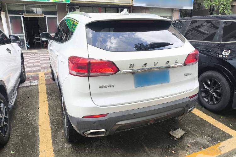 Used Haval H4 2018 Blue Label 1.5 GDIT DCT Fashion Edition Exterior 6
