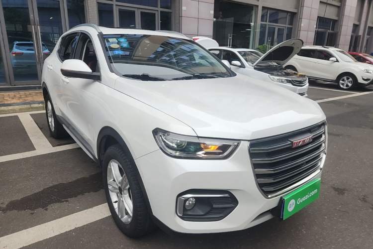 Used Haval H4 2018 Red-Label 1.5 GDIT DCT Fashion Edition Front Right 45 Deg