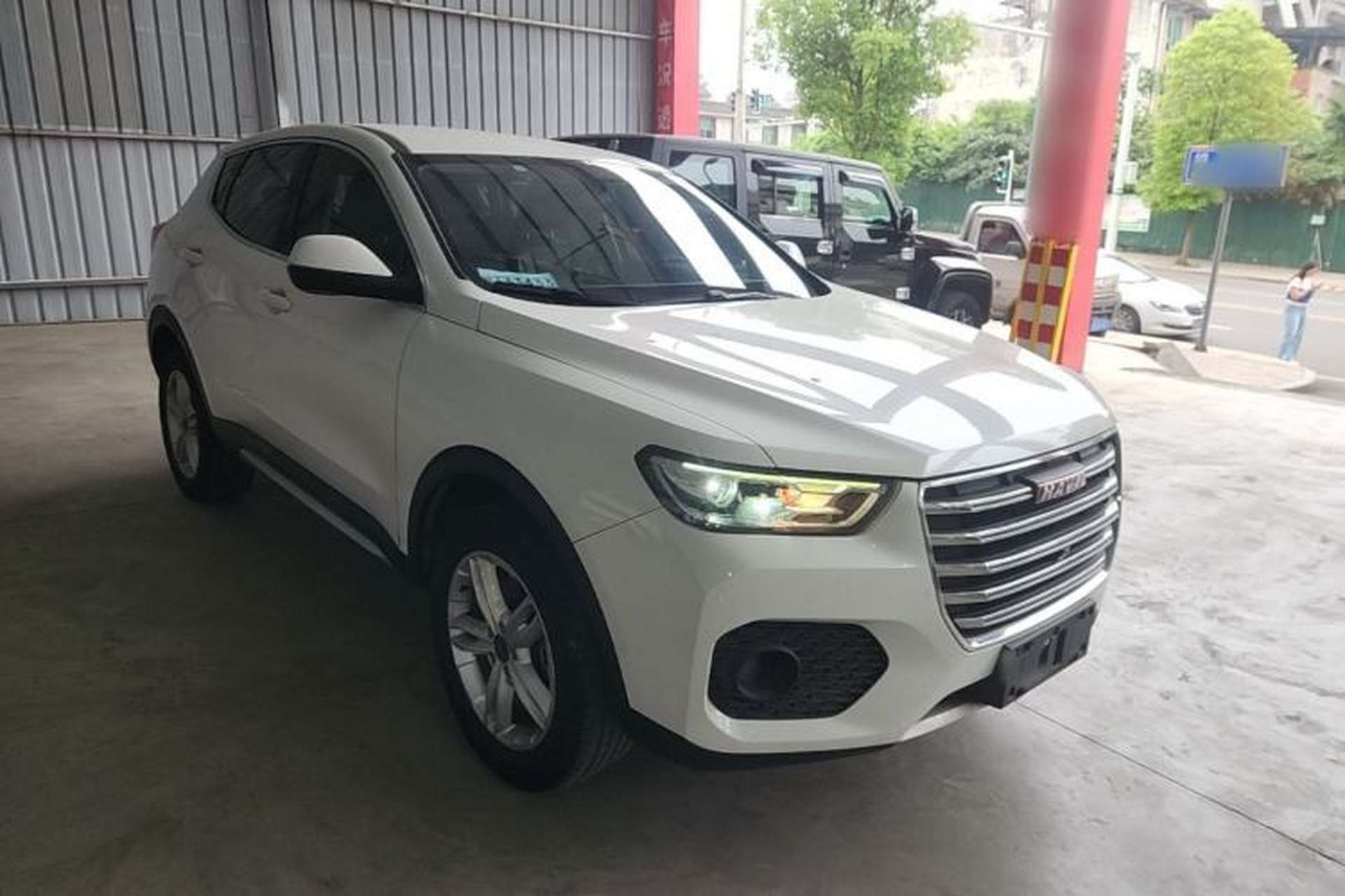 Used Haval H4 2018 Red-Label 1.3 GDIT DCT Fashion Edition Front Right 45 Deg
