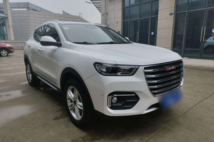 Used Haval H4 2018 Red-Label 1.5 GDIT DCT Fashion Edition Front Right 45 Deg