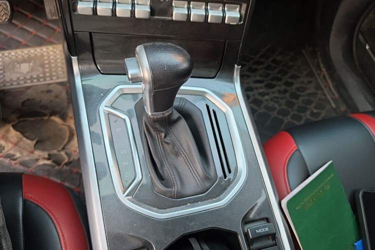 Used Haval H4 2018 Blue Label 1.5 GDIT DCT Fashion Edition Gear Lever