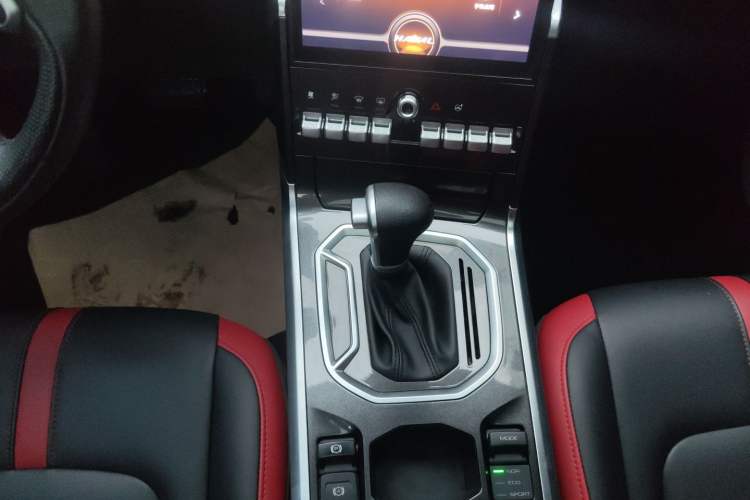 Used Haval H4 2018 Red-Label 1.5 GDIT DCT Fashion Edition Gear Lever