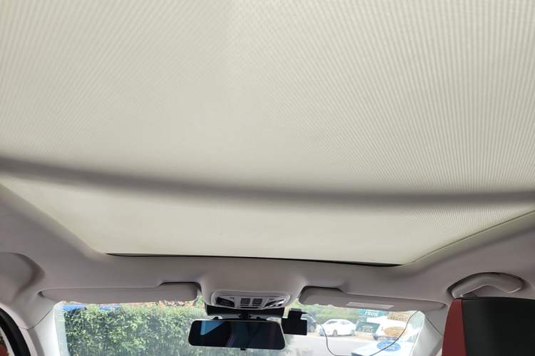 Used Haval H4 2018 Red-Label 1.5 GDIT DCT Fashion Edition Headliner