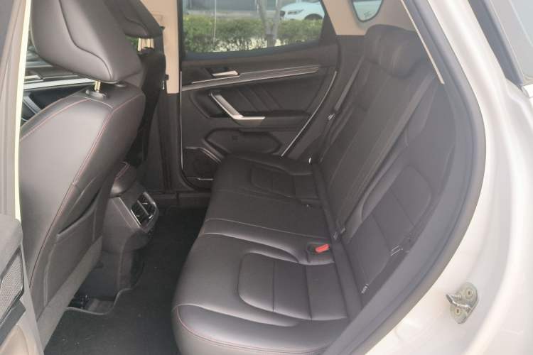 Used Haval H4 2018 Red-Label 1.3 GDIT DCT Fashion Edition Interior 1