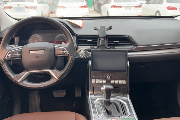 Used Haval H4 2018 Blue Label 1.5 GDIT DCT Fashion Edition Interior 3