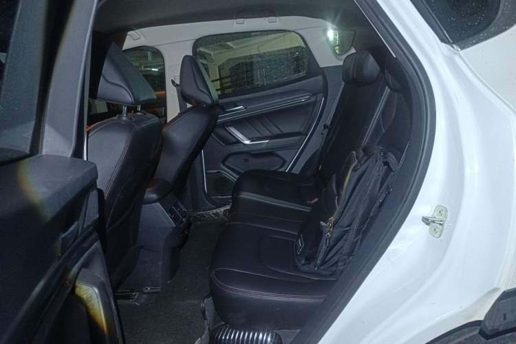 Used Haval H4 2018 Blue Label 1.3 GDIT DCT Fashion Edition Interior 4