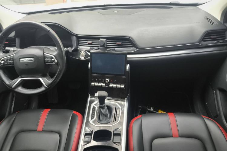 Used Haval H4 2018 Blue Label 1.5 GDIT DCT Fashion Edition Interior 4