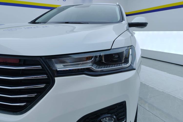Used Haval H4 2018 Blue Label 1.5 GDIT DCT Fashion Edition Left Front Headlight