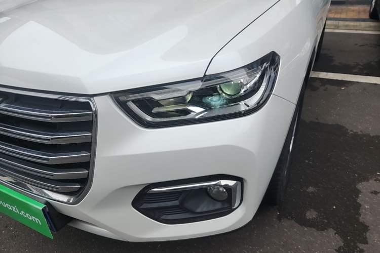Used Haval H4 2018 Red-Label 1.5 GDIT DCT Fashion Edition Left Front Headlight