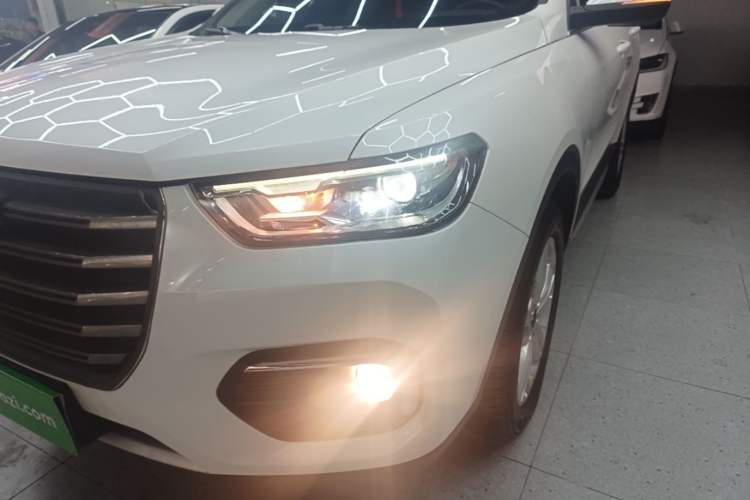 Used Haval H4 2018 Red-Label 1.5 GDIT DCT Fashion Edition Left Front Headlight