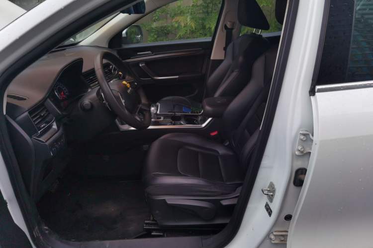 Used Haval H4 2018 Blue Label 1.3 GDIT DCT Fashion Edition Left Front Seat