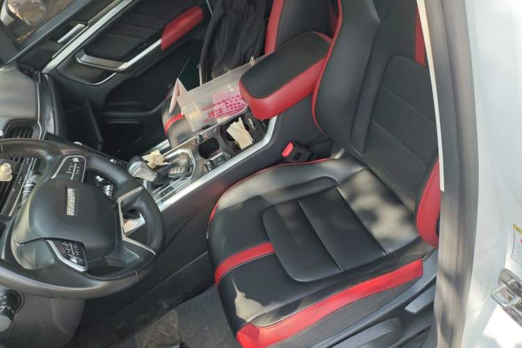 Used Haval H4 2018 Blue Label 1.5 GDIT DCT Fashion Edition Left Front Seat