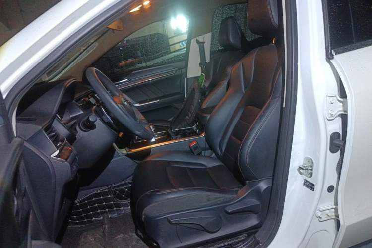 Used Haval H4 2018 Blue Label 1.3 GDIT DCT Fashion Edition Left Front Seat