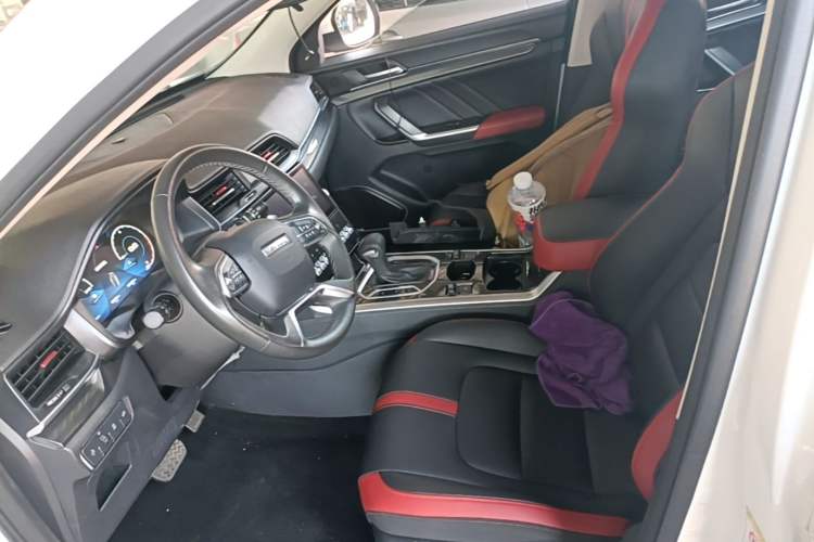 Used Haval H4 2018 Blue Label 1.5 GDIT DCT Fashion Edition Left Front Seat