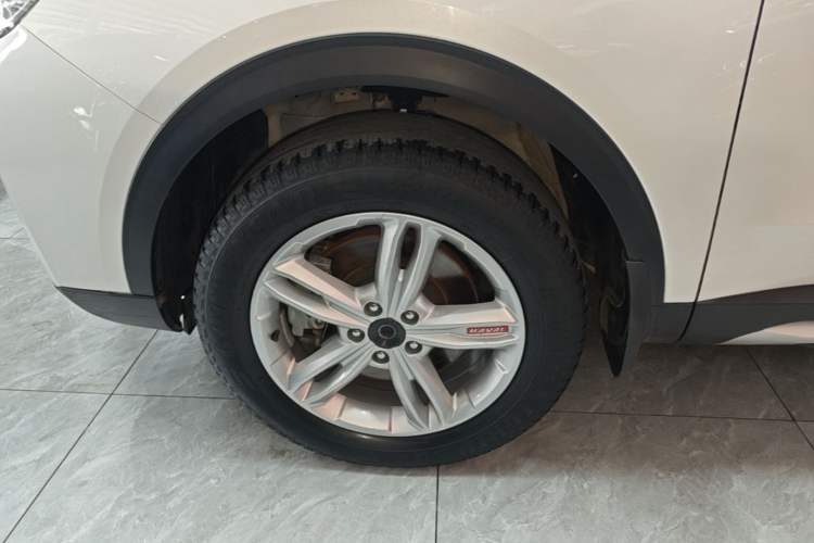 Used Haval H4 2018 Red-Label 1.3 GDIT DCT Fashion Edition Left Front Wheel Hub
